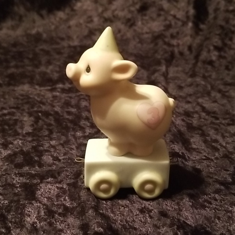 Precious Moments Figurine